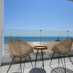 Apartment Noa Beachfront *