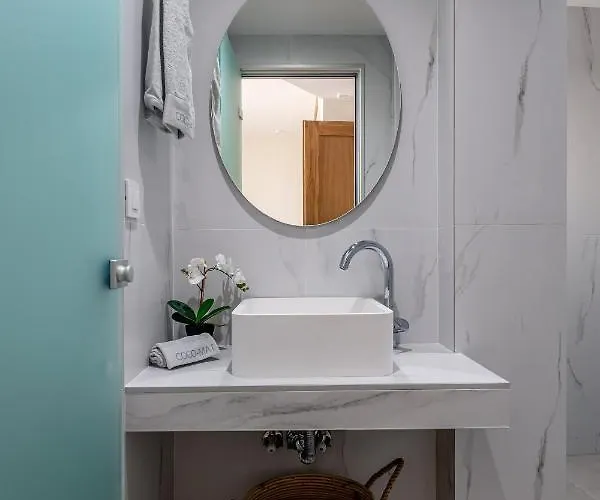 Noa Beachfront Апартаменты *