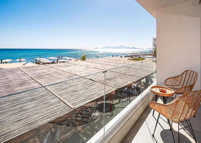 Noa Beachfront Appartement *